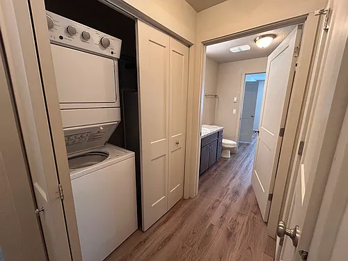 608 E 2nd Ave #203 Photo 1