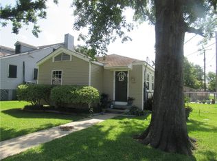 2401 Delille St, Chalmette, LA 70043