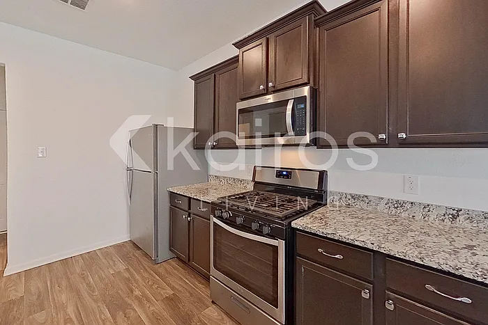 962 Shady Brk — Photo 7