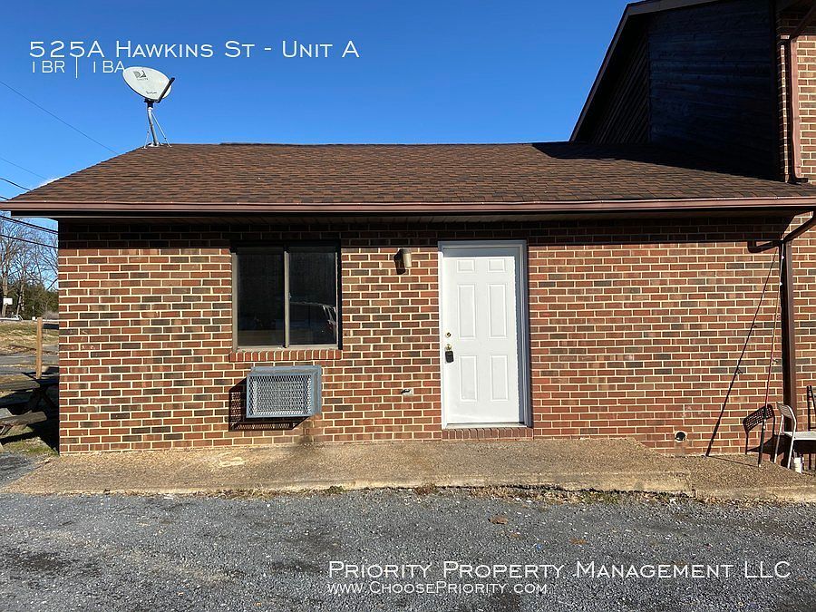 1st image of 525A Hawkins St Unit A