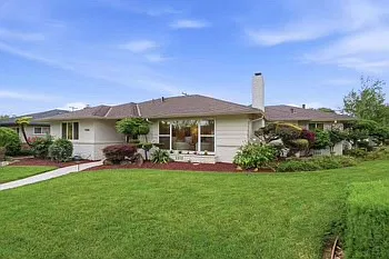 1500 Brookdale Dr — Photo 2