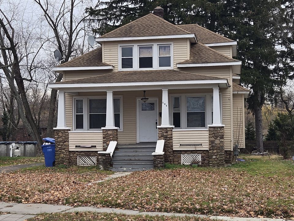 1st image of 104 Gale Avenue