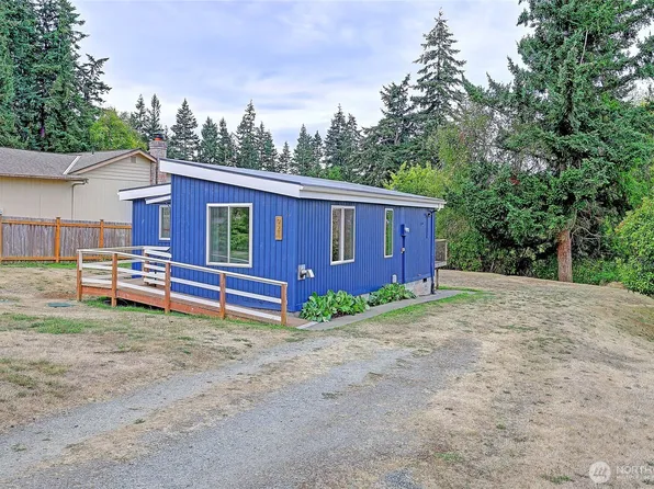 921 James Way, Camano Island, WA 98282