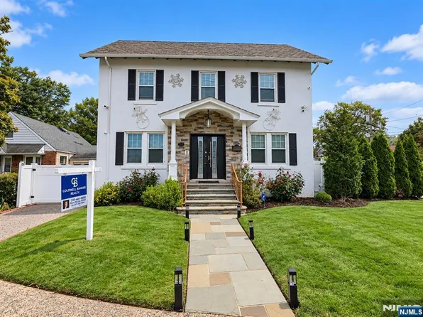 133 S Prospect Avenue, Bergenfield, NJ 07621