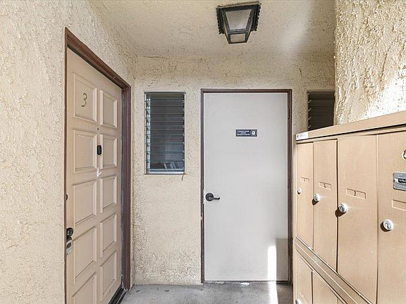 2nd image of 1340 E Hillcrest Dr Unit 3