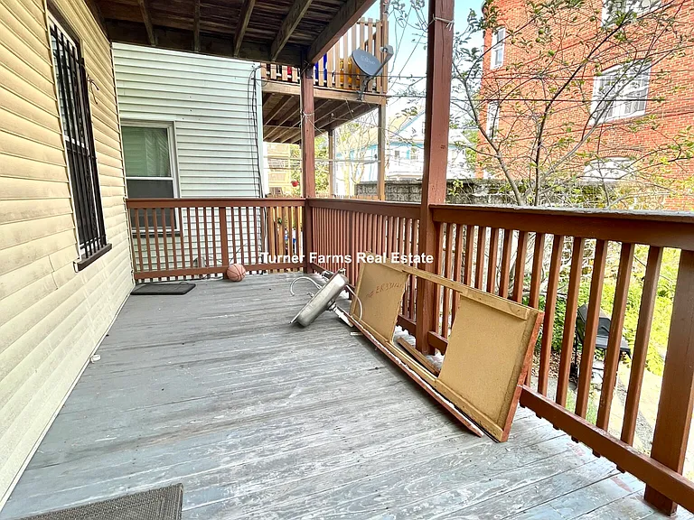 22 Humphreys St #1A — Photo 20