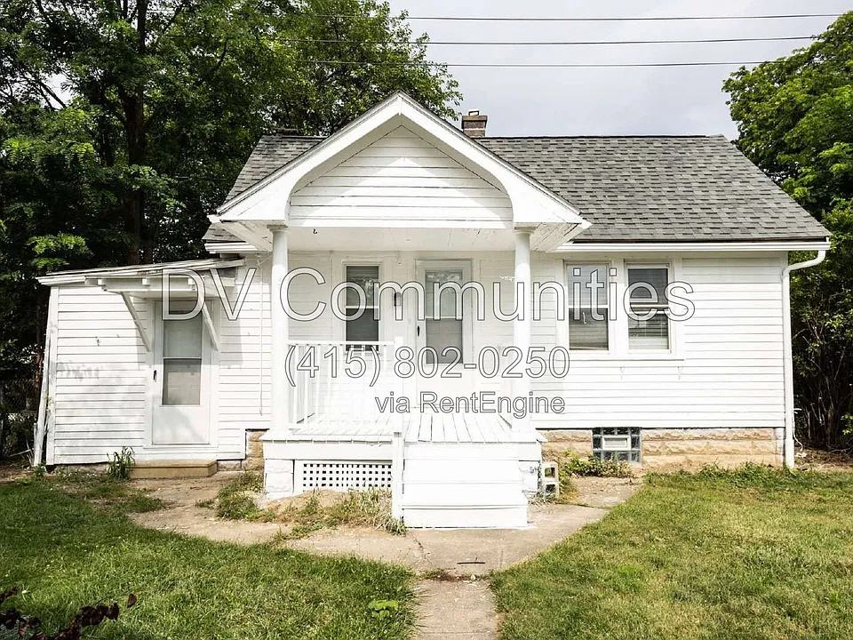 4488 W 149th St