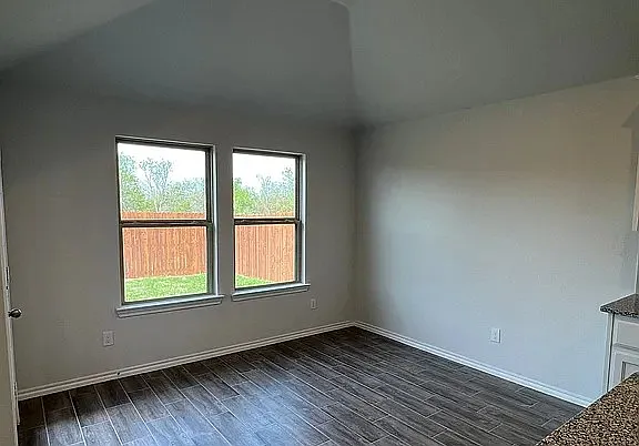 5825 Brookville Dr — Photo 6