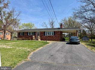 7707 Huron Dr, Gainesville, VA