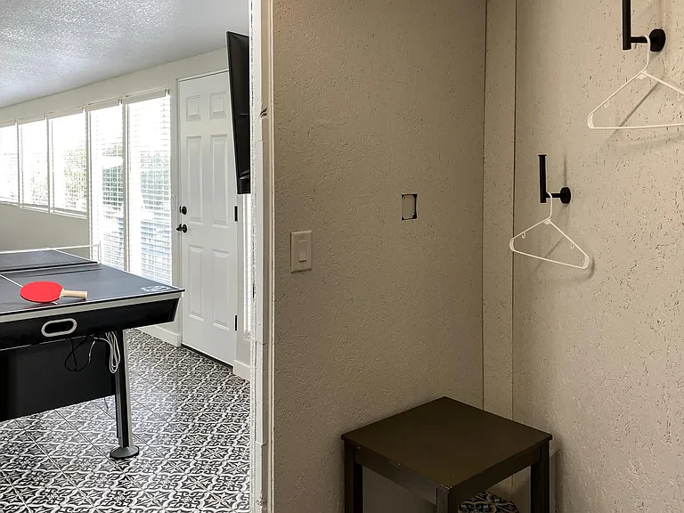 2199 Cosnina Dr — Photo 30
