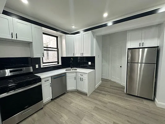 Rented by Oxford Property Group | media 3