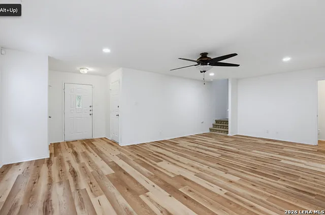 3 bed, 2.5 bath, 1812 sqft, $1,720 — Photo 3