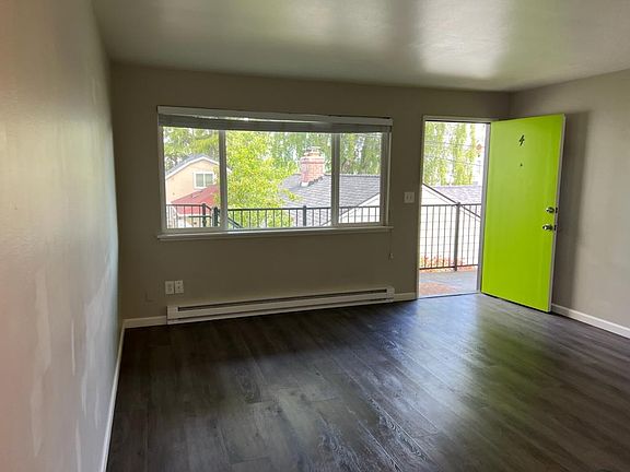 2nd image of 3241 21st Ave W APT 4