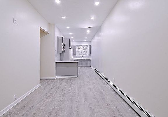 4th image of 2473 Bedford Ave #2