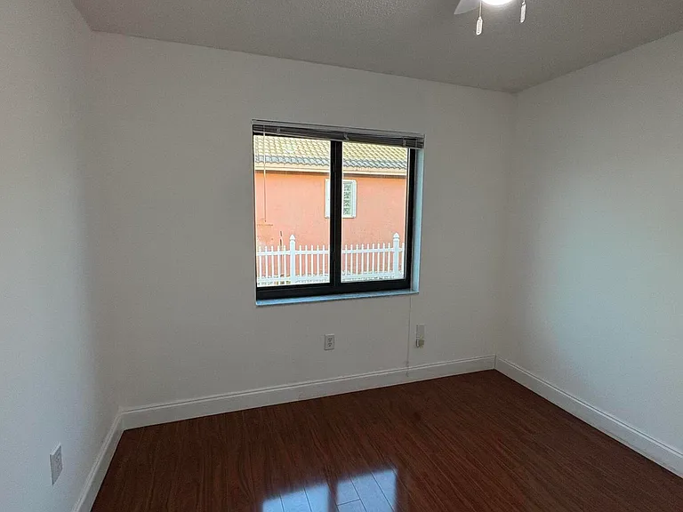 14776 SW 138th Ter — Photo 16