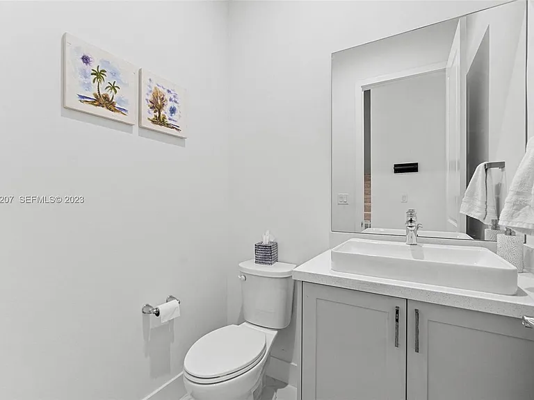4389 NW 41st St — Photo 21