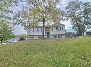 4340 David Dr, Emmaus, PA 18049