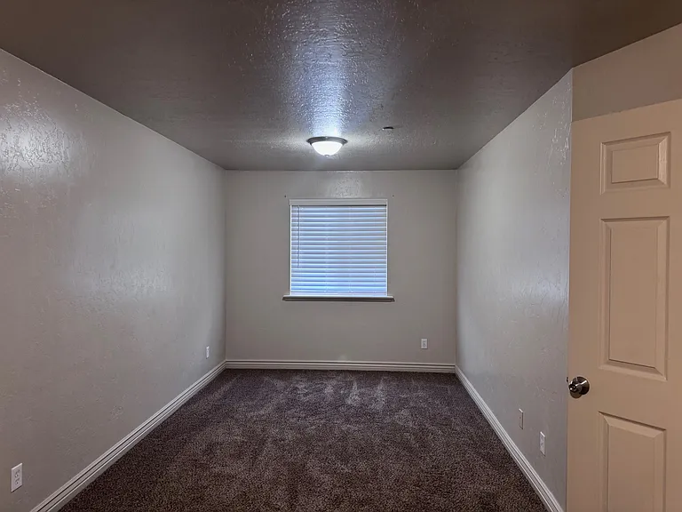 580 S Center St #7 — Photo 10