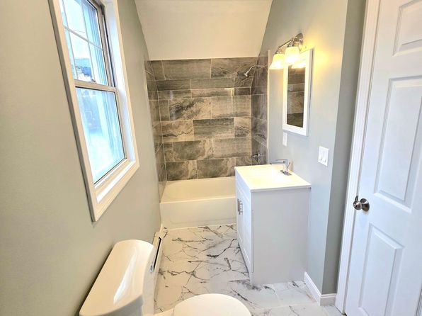 manchester-new-hampshire-95346584 picture