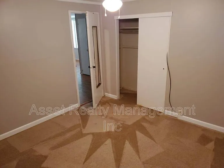 126 Wellington Cir — Photo 10
