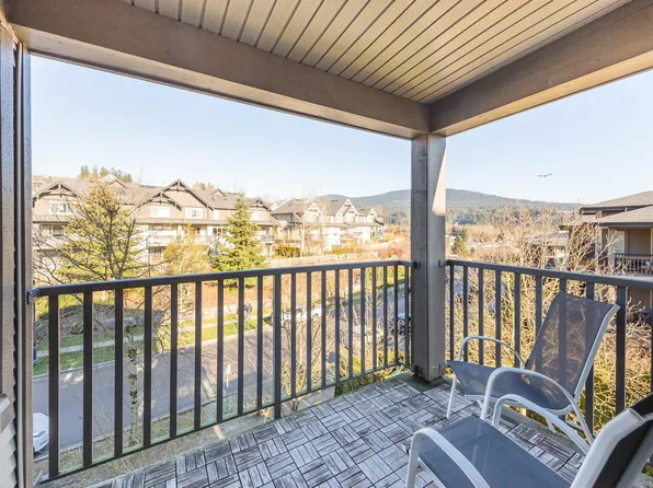3132 Dayanee Springs Blvd #401, Coquitlam, BC V3E 0B5
