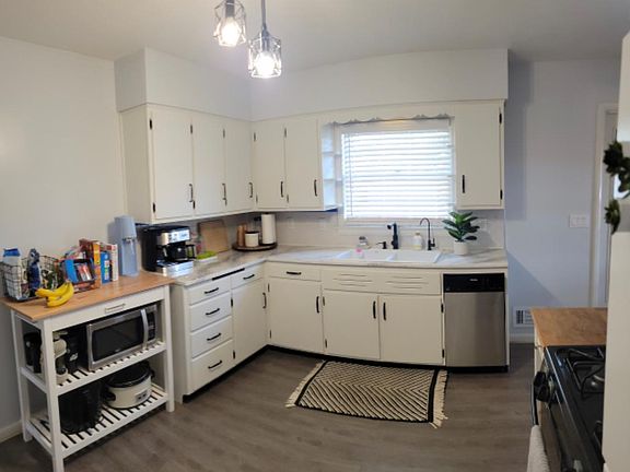 4th image of 3524 Kerry Dr