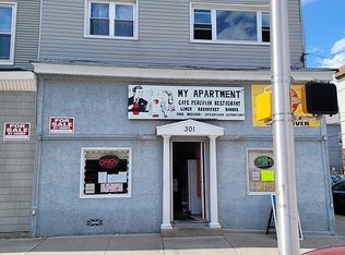 301 Avenue C, Bayonne, NJ 07002