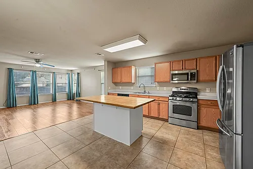 12482 Shepherds Hill Ln Photo 1