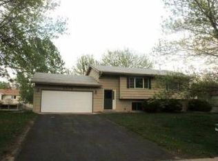 6472 Lancaster Ln N, Maple Grove, MN 55369