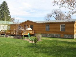 535 4th St, North Powder, OR 97867