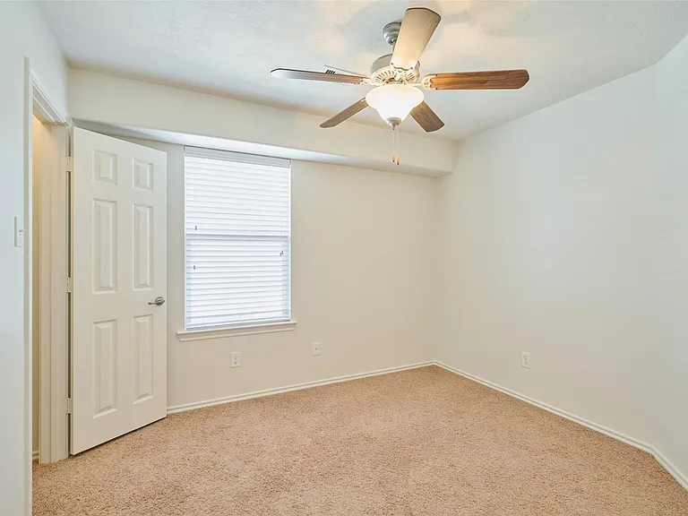 327 Bloomhill Pl — Photo 29