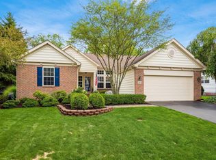 245 Stamford Dr, Powell, OH