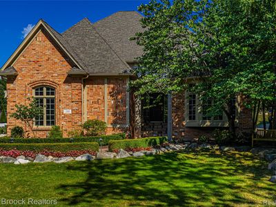 255 Valley View Ln, Birmingham, MI, 48009