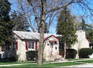 2700 W 97th St, Evergreen Park, IL