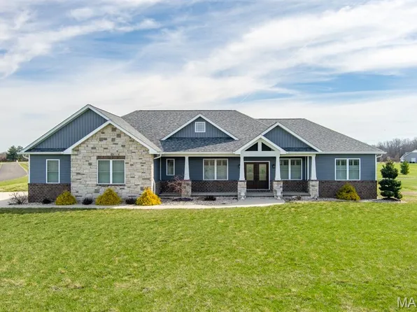 6602 Golden Raintree, Edwardsville, IL 62025