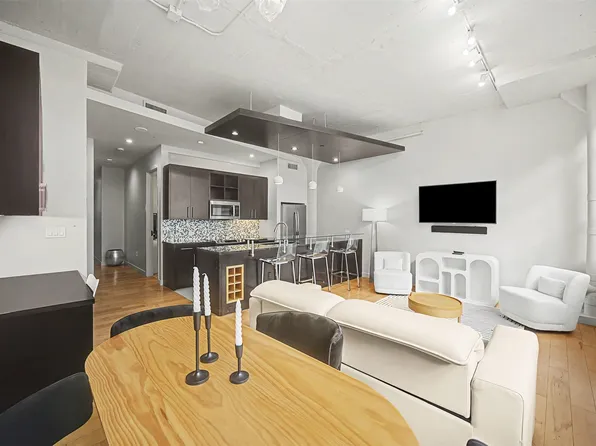 2600 W 7th St APT 1505, Fort Worth, TX 76107