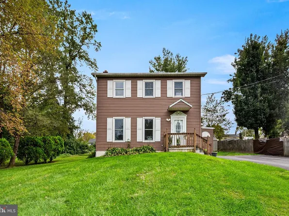 25 New St, Coatesville, PA 19320