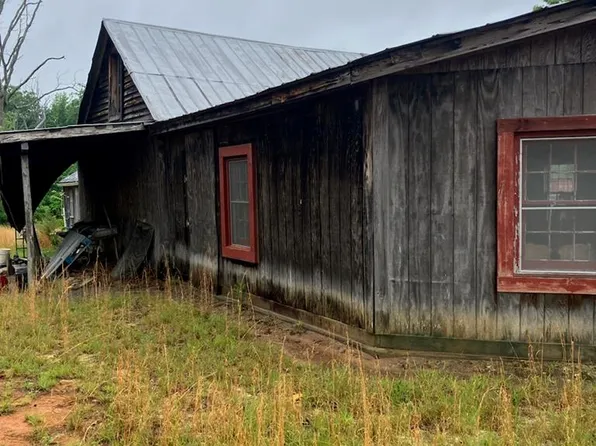 2177 Ridge Rd, Vernon Hill, VA 24597