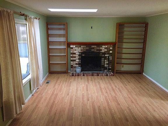5th image of 8080 Mirabel Ave