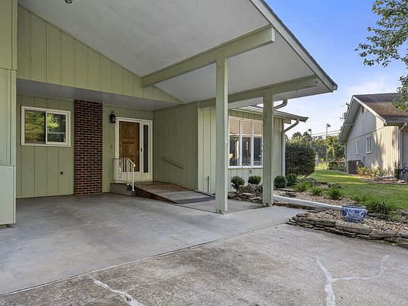 5th image of 19 Oak Court