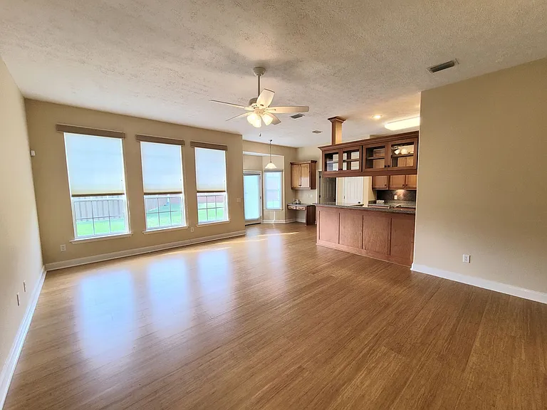 103 Parkview Ln — Photo 11