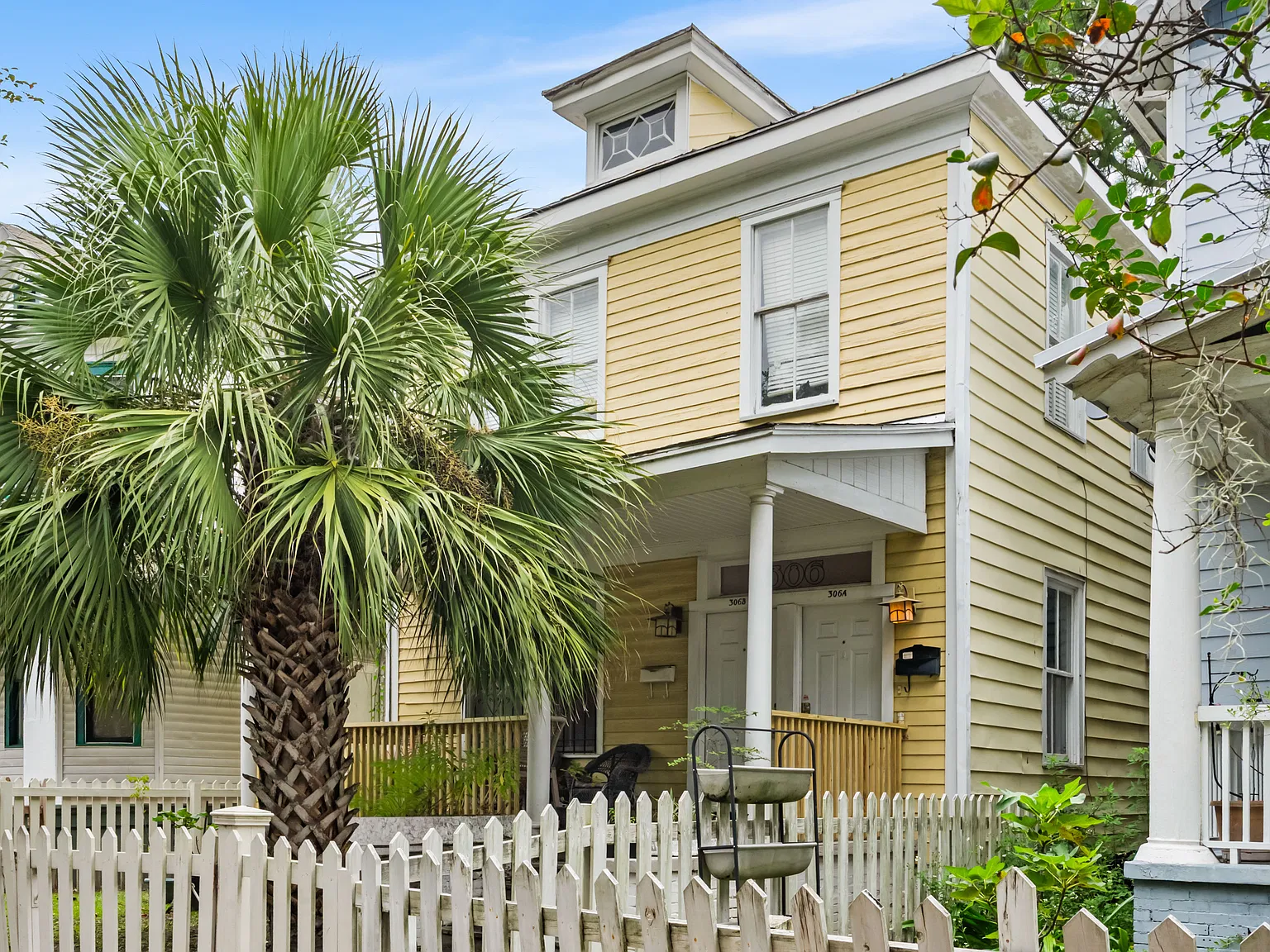 1 bed, 700 sqft, $1,300 — Photo 1