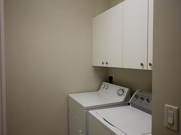 3rd image of 6393 Bella Cir