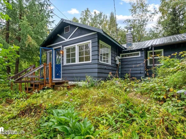 1503 W 45th Ave, Anchorage, AK 99503