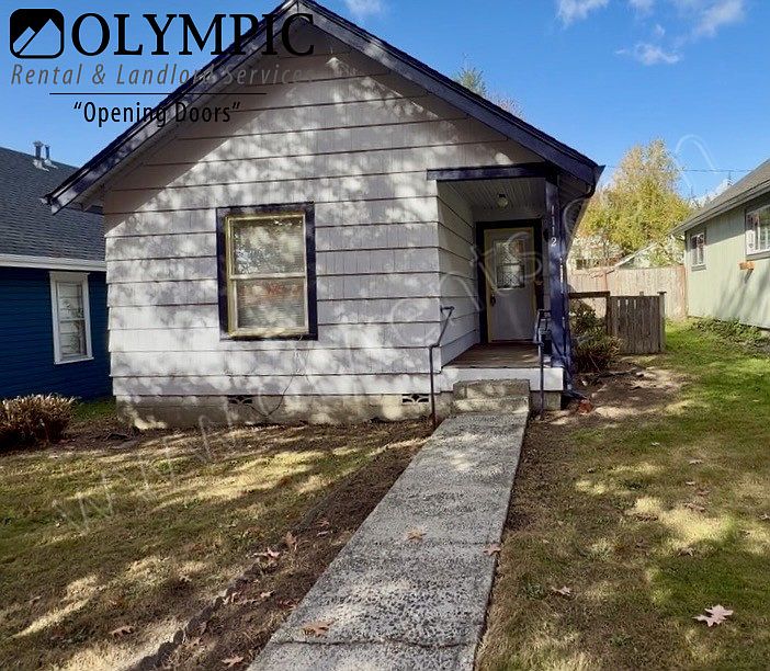 1112 Legion Way SE
