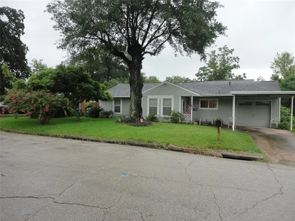 7834 Bayless Dr, Houston, TX 77017