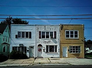 2227 Cove Rd, Pennsauken, NJ 08110