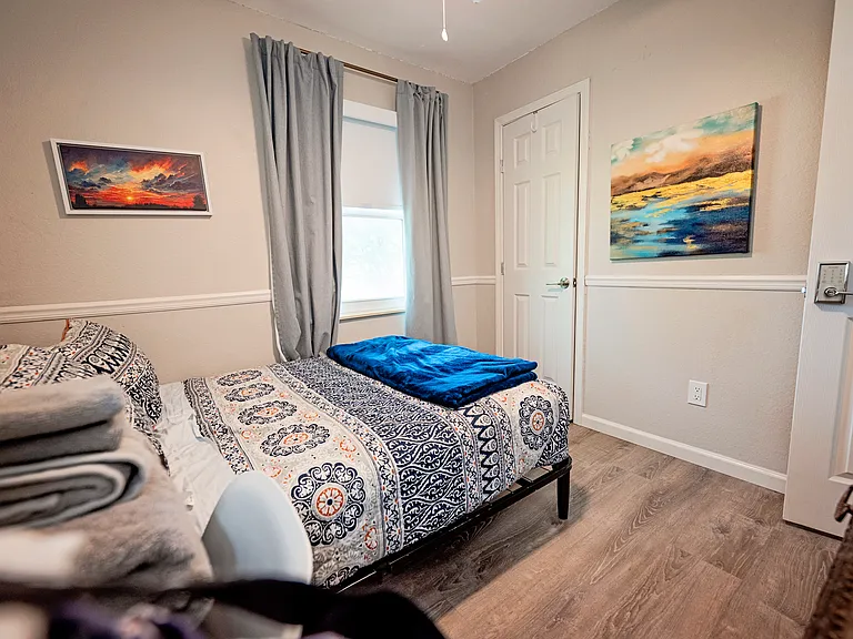 413 SE Lana Ct — Photo 28