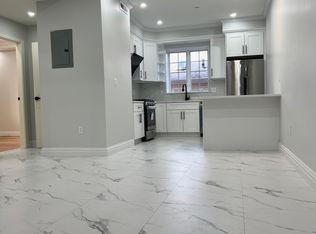 3520 215th Pl, Bayside, NY 11361