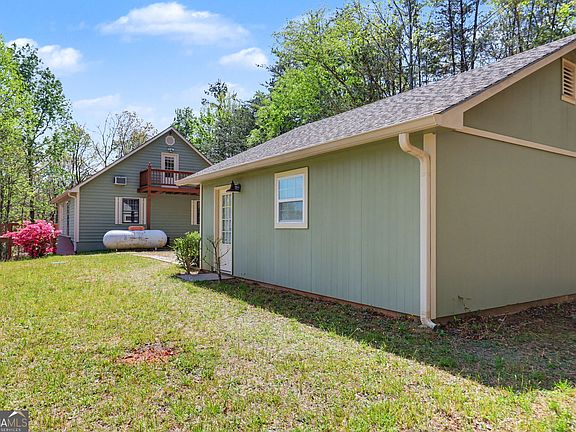 54th image of 542 Eastern Cross Ln